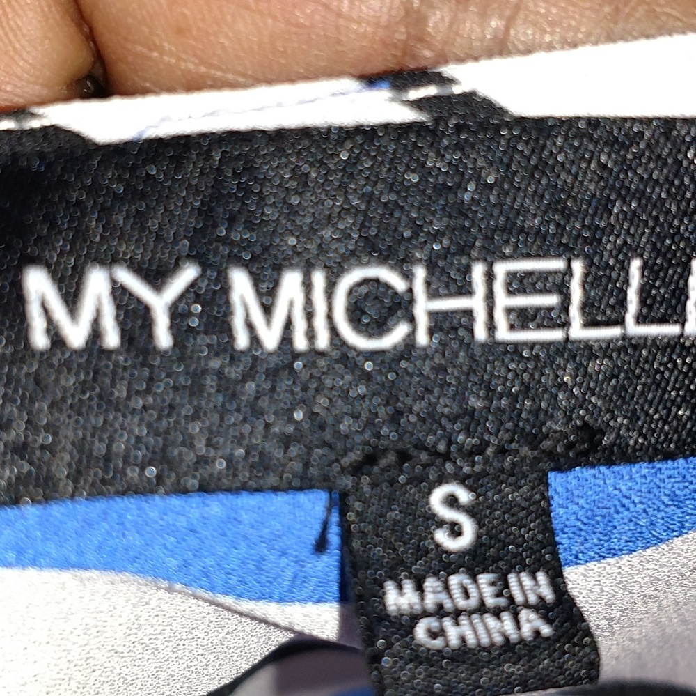 Top - Picture 3 of 3